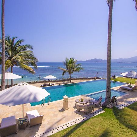 Oceanfront Citakara Sari Villas 캔디다사 외부 사진