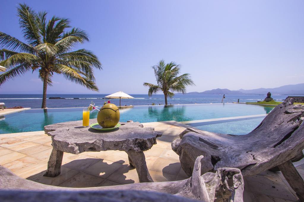 Oceanfront Citakara Sari Villas 캔디다사 외부 사진
