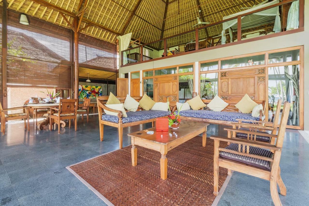 Oceanfront Citakara Sari Villas 캔디다사 외부 사진