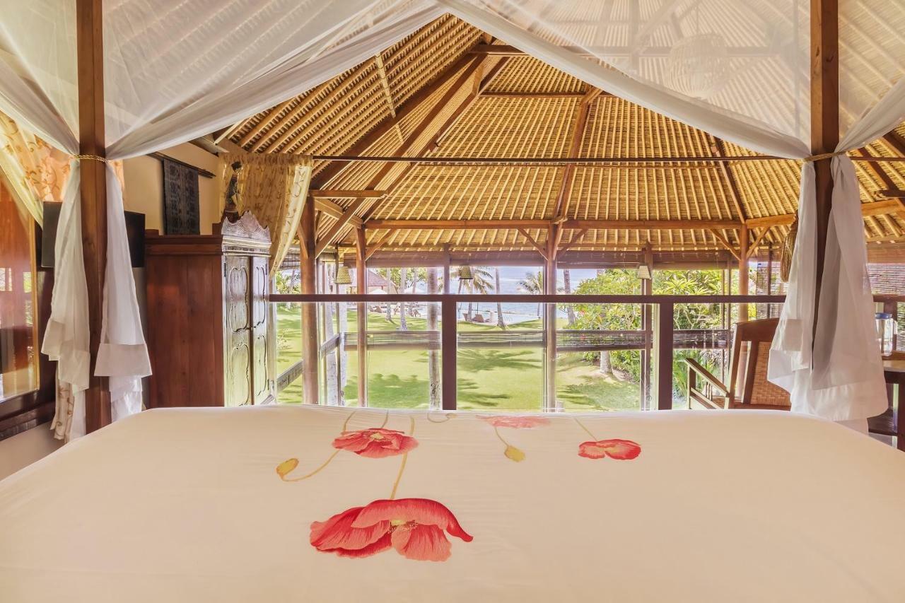 Oceanfront Citakara Sari Villas 캔디다사 외부 사진