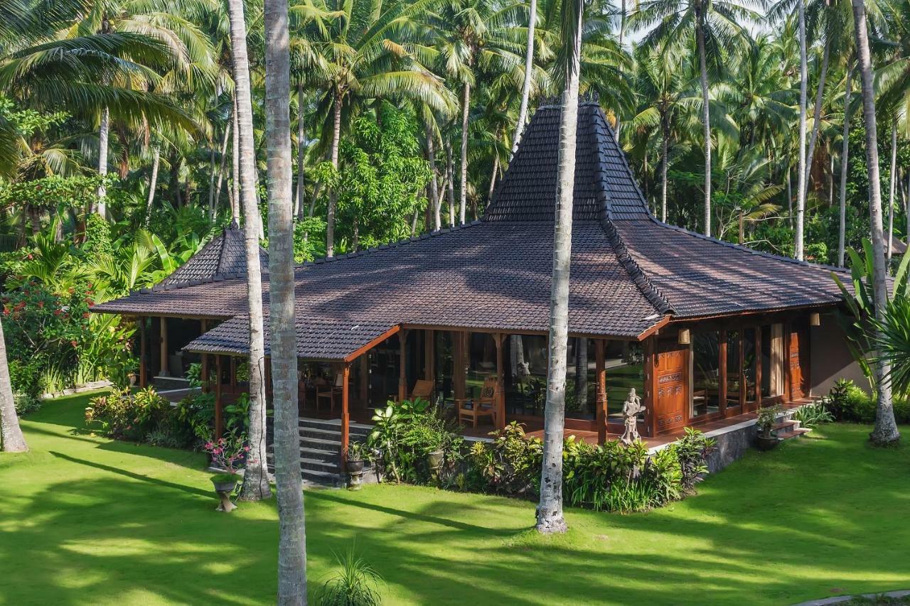 Oceanfront Citakara Sari Villas 캔디다사 외부 사진